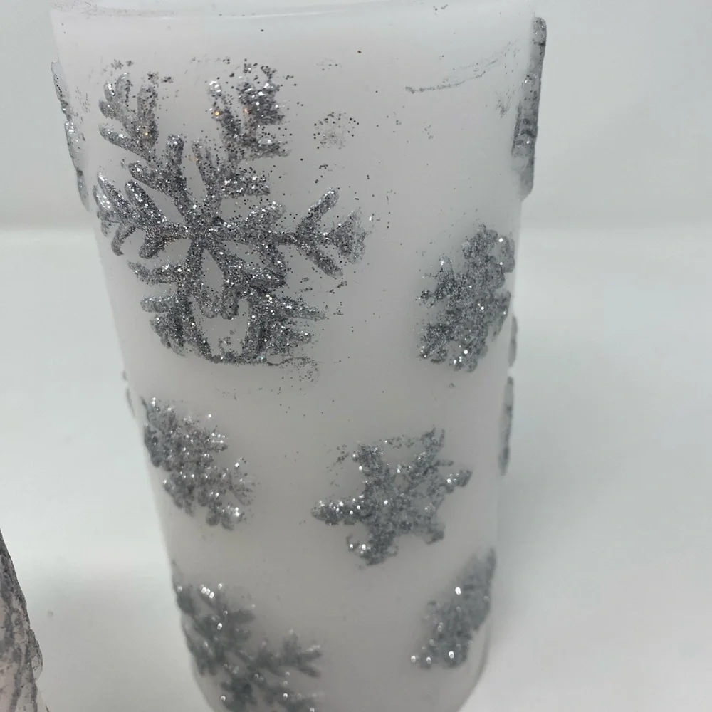 Set of 3 Silver & White Faux Snowflake Glitter Candles